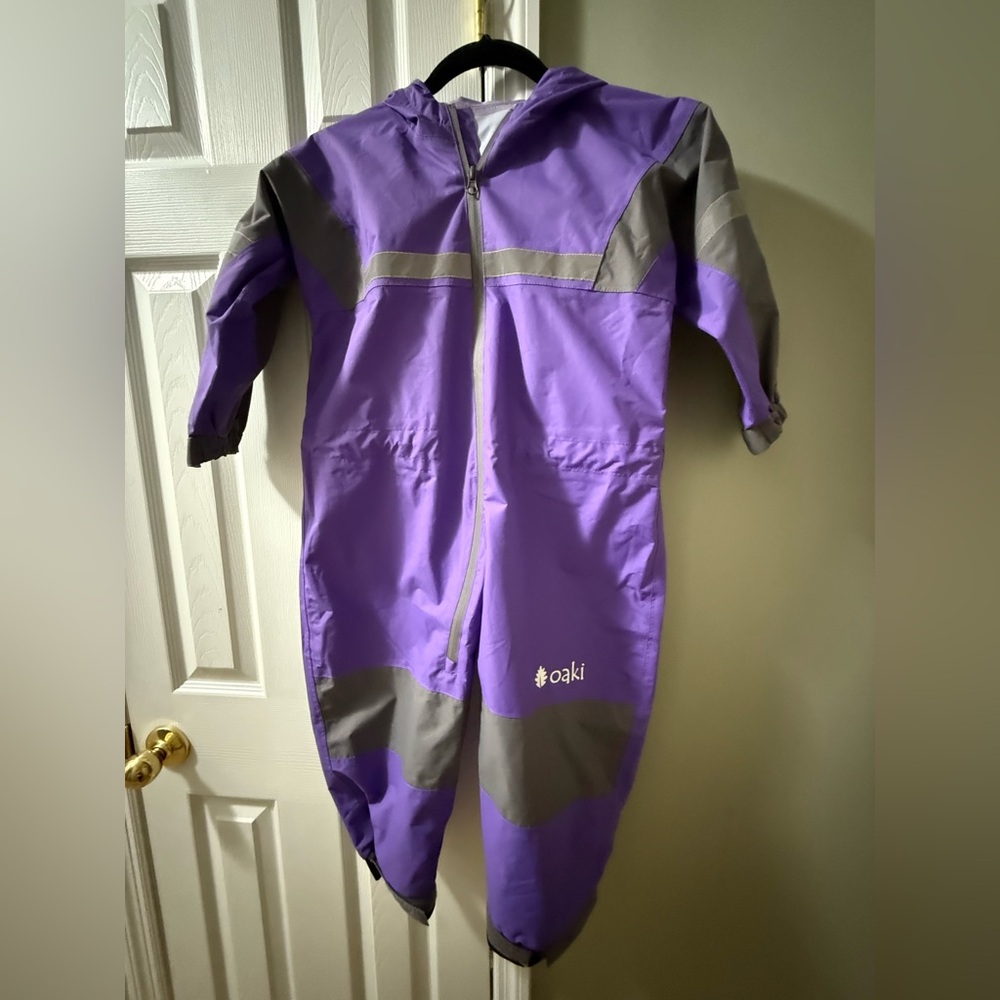OAKI Children's Trail Suit in Purple and Gray size 5, like new